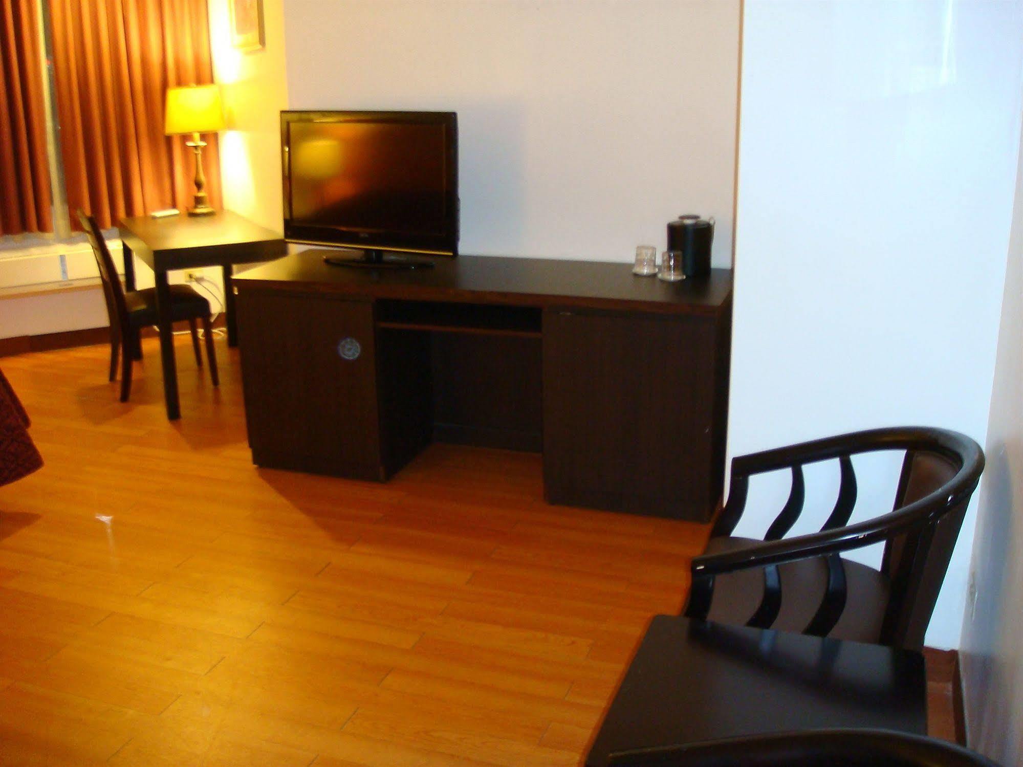 Grand Plaza Hotel Тумон Экстерьер фото